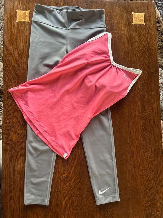 Nike Pants - Nike Dri-Fit Women's Workout Set